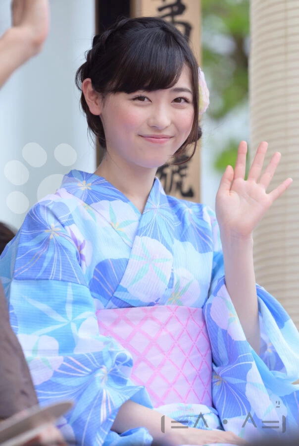 福原遥